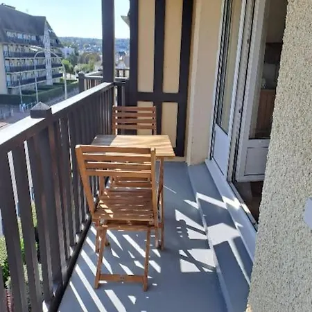 La Colombe, F2 Cosy, & Commerces A Proximite Villers-sur-Mer